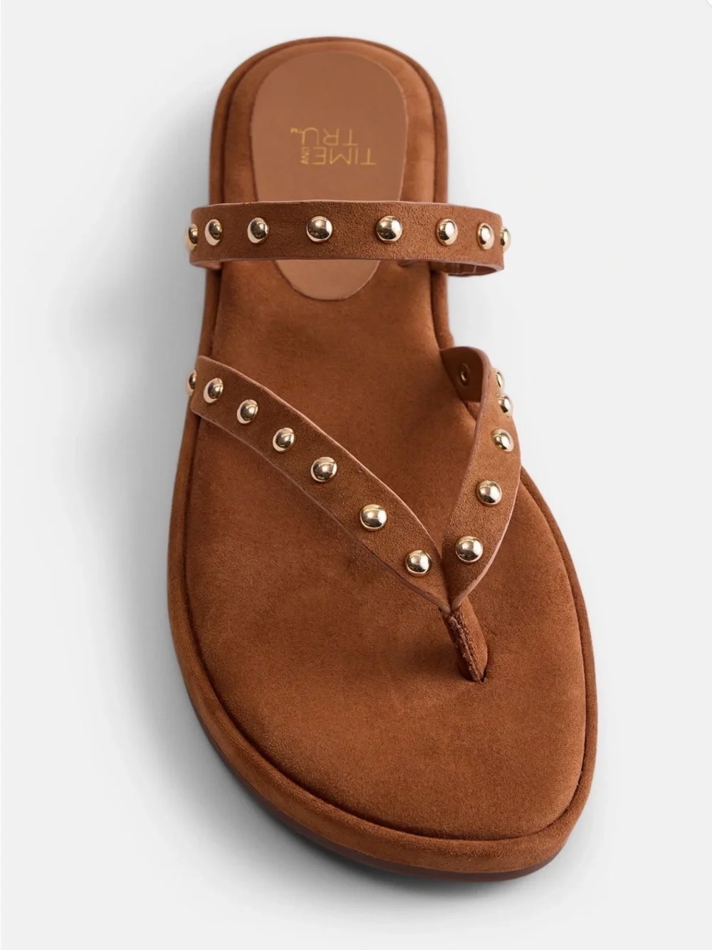 Time and Tru Women’s Studded Flip Flops